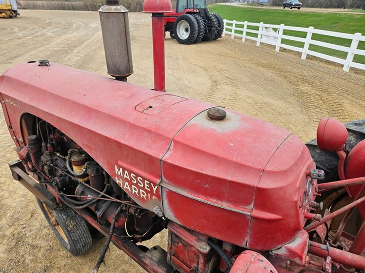 massey-ferguson-44-image-27