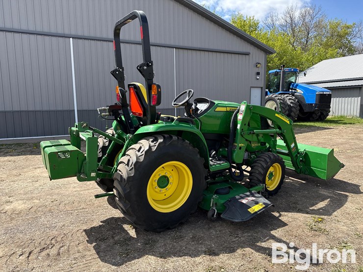 2015-john-deere-3046r-image-5