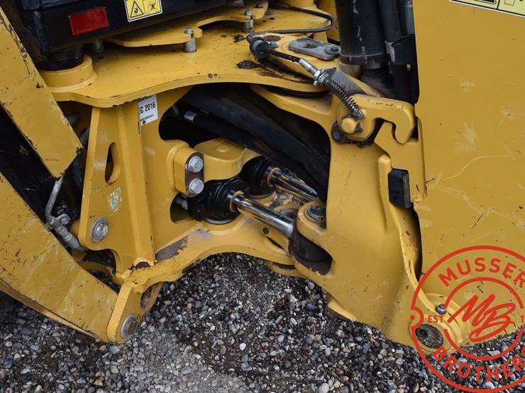 2016-caterpillar-420f2-it-image-40
