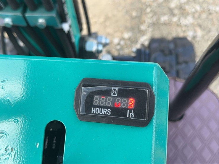 cfg-industrial-mh13rx-mini-excavator-image-13