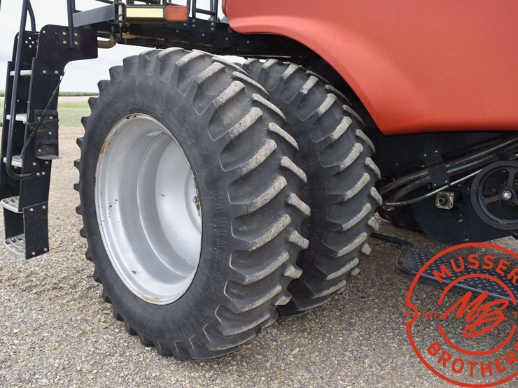 2005-case-ih-8010-image-22