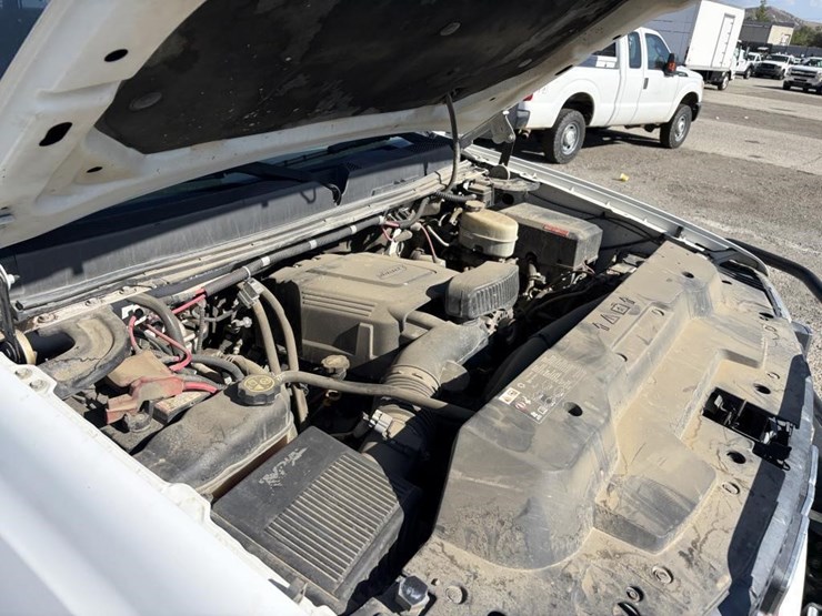 2012-gmc-2500hd-image-7