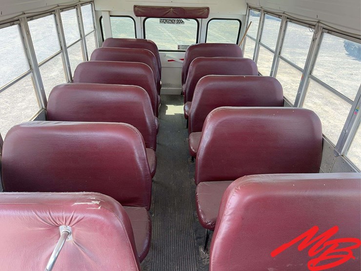 1999-chevrolet-p30-image-16
