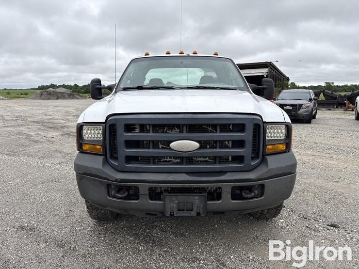 2006-ford-f350-image-2