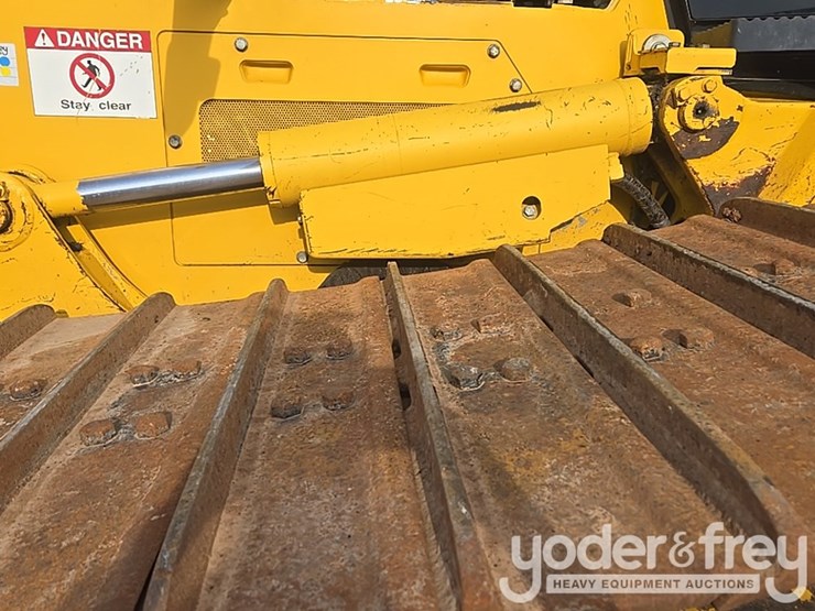 2023-komatsu-d71pxi-24-image-22