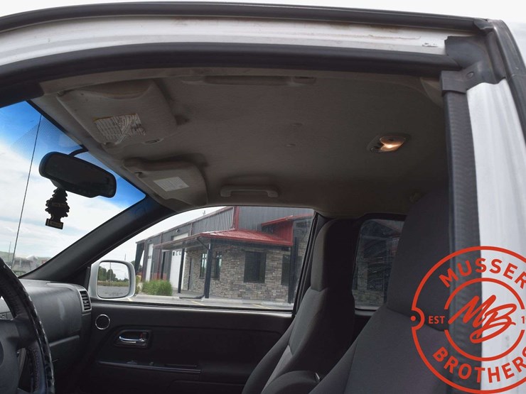 2010-gmc-canyon-sle-image-21