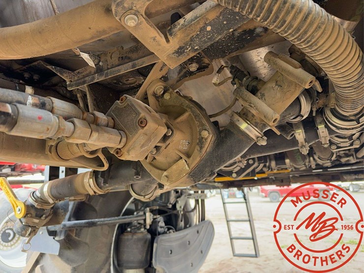 2023-case-ih-4450-image-41