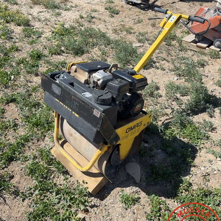 2001 BOMAG BW55E