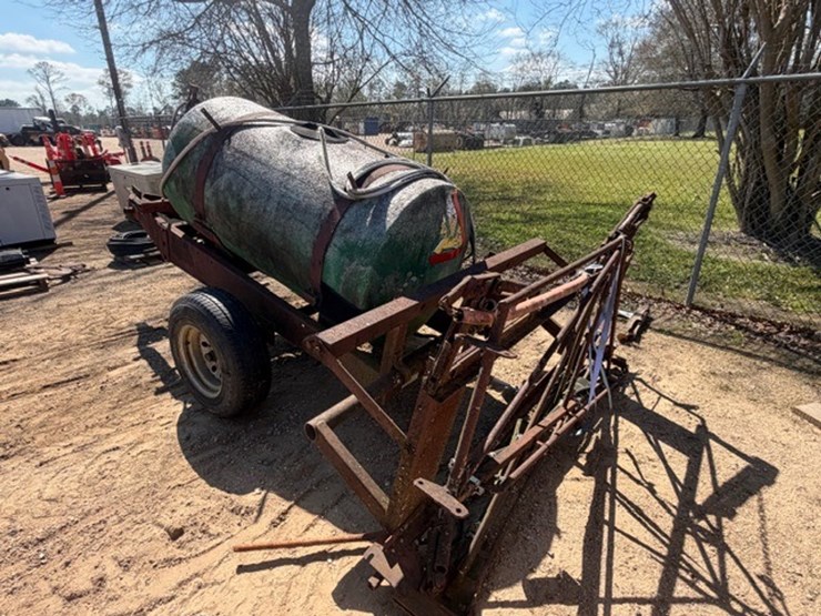 #968-•-300-gallon-sprayer-on-trailer-image-4