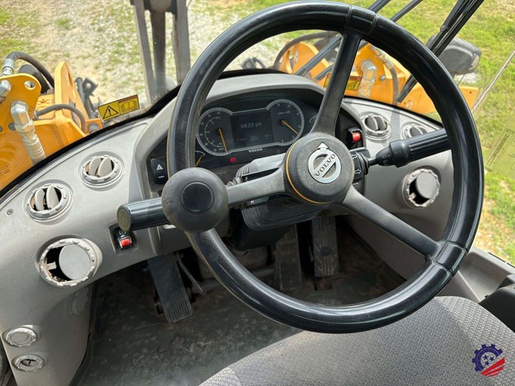 2019-volvo-l70h-image-85