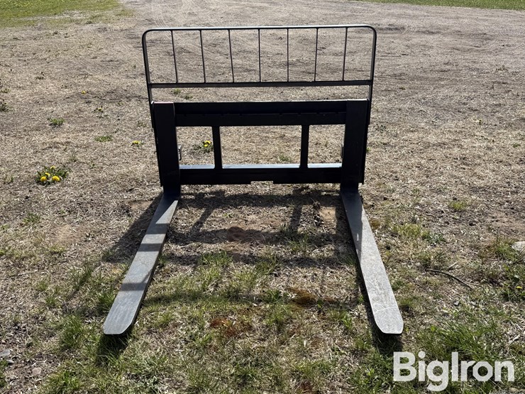 walco-equipment-5525-pallet-forks-image-2