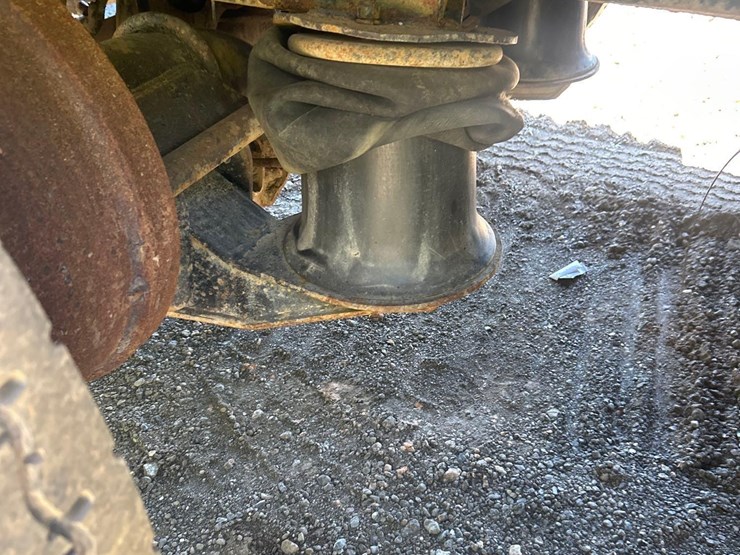 2001-mack-rd688s-image-16