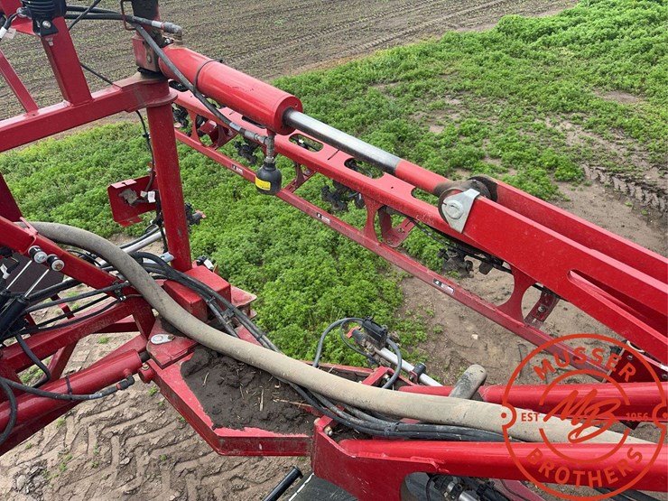 2023-case-ih-4450-image-68
