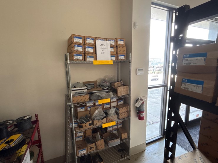 #4002-•-shelving-unit-and-electrical-components-image-7