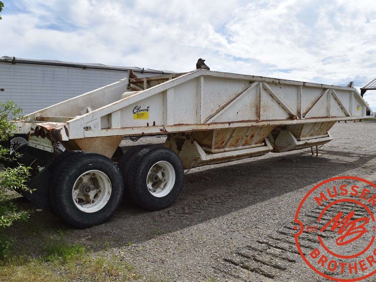 1980-clement-dump-trailer-image-3