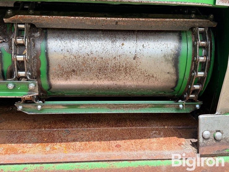 2004-john-deere-9560-sts-image-17