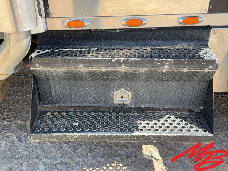 2005-kenworth-w900-image-15