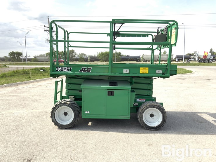 2017-jlg-260mrt-image-4