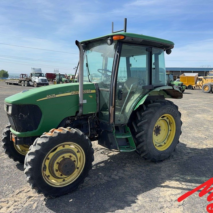 2005 JOHN DEERE 5525