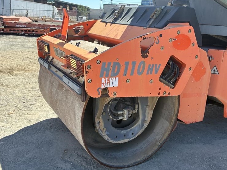 2012-hamm-hd110hv-image-10