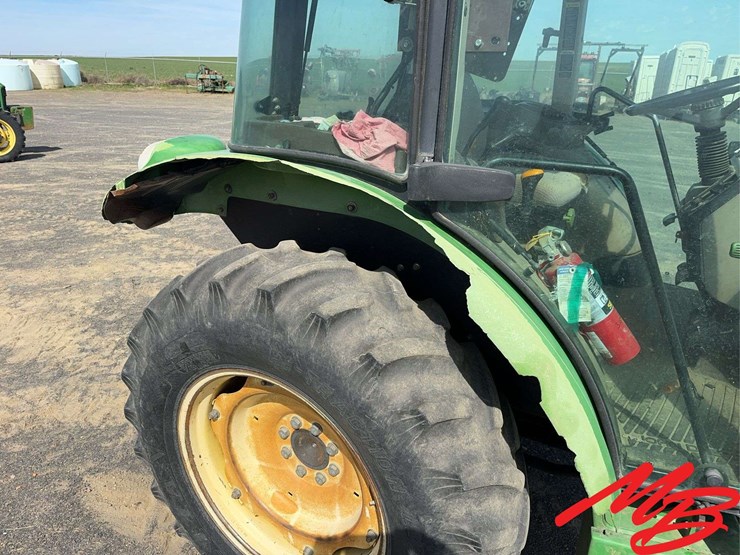 2003-john-deere-5520-image-12