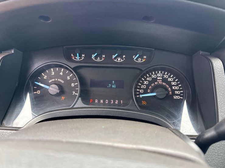 2011-ford-f150-image-14