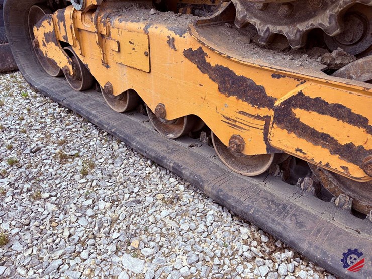 2020-caterpillar-259d3-image-17