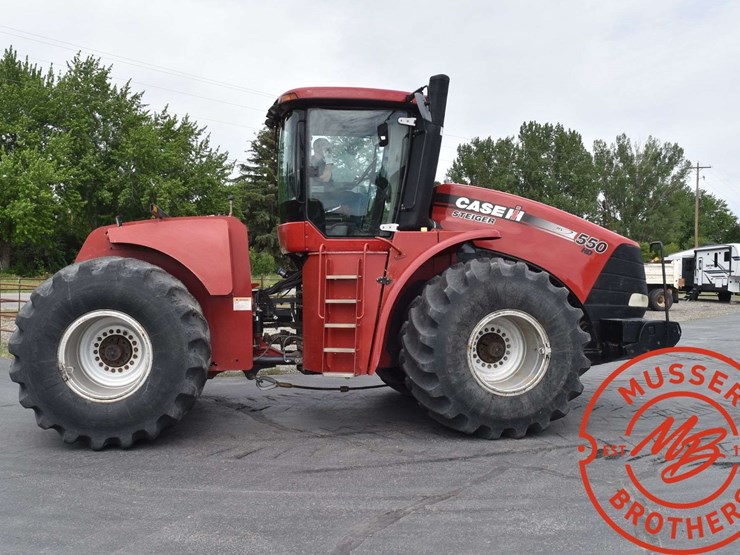 2013-case-ih-steiger-550-hd-image-12
