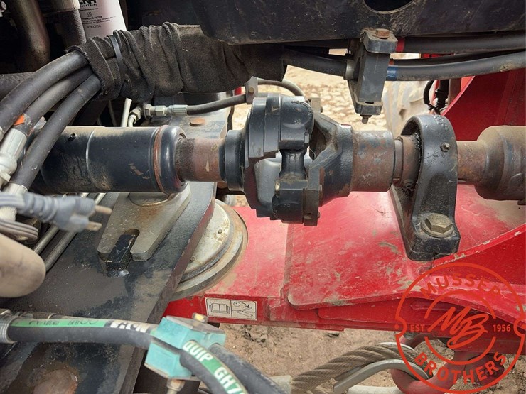 2014-case-ih-550-image-53