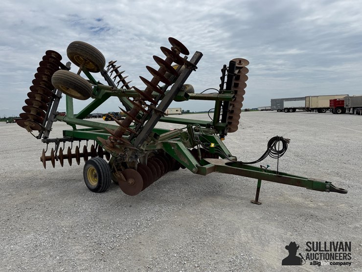 john-deere-630-image-3