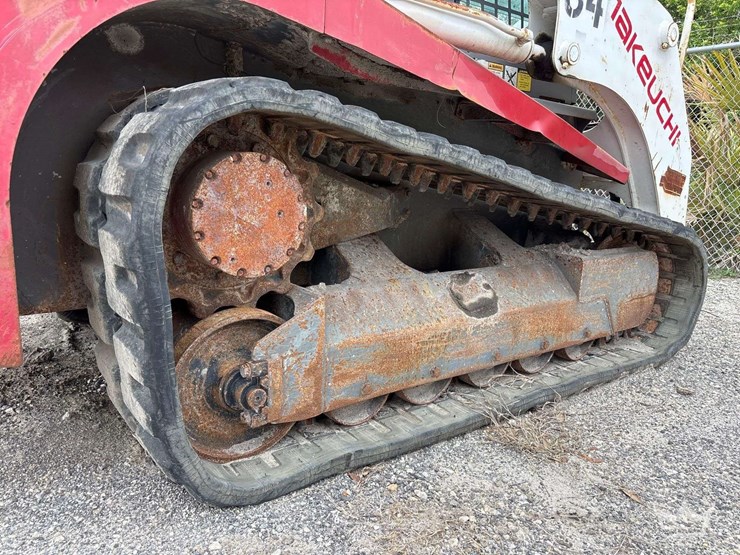 2009-takeuchi-tl250-image-33