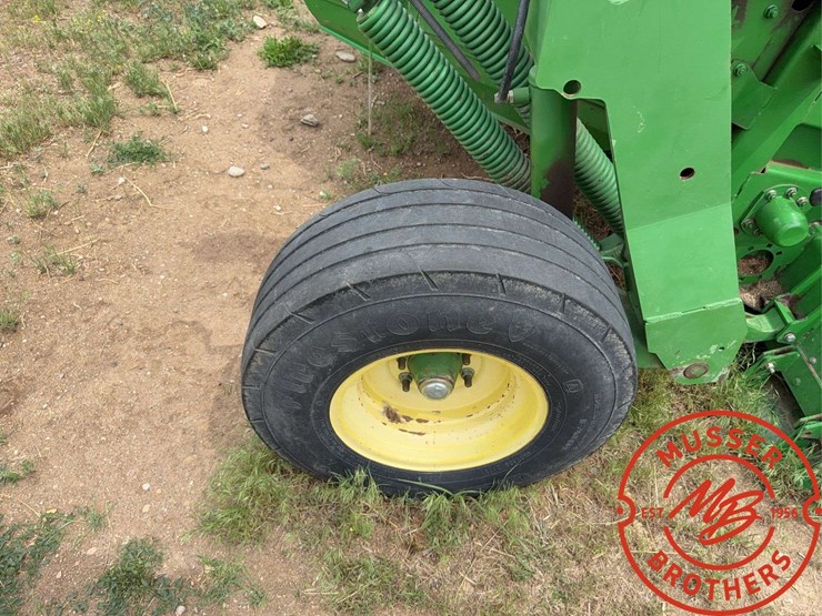 john-deere-946-image-19