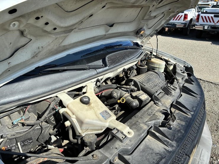 2013-chevrolet-express-3500-image-7