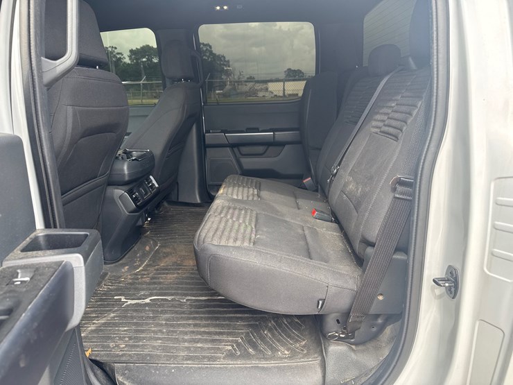 2021-ford-f150-image-13