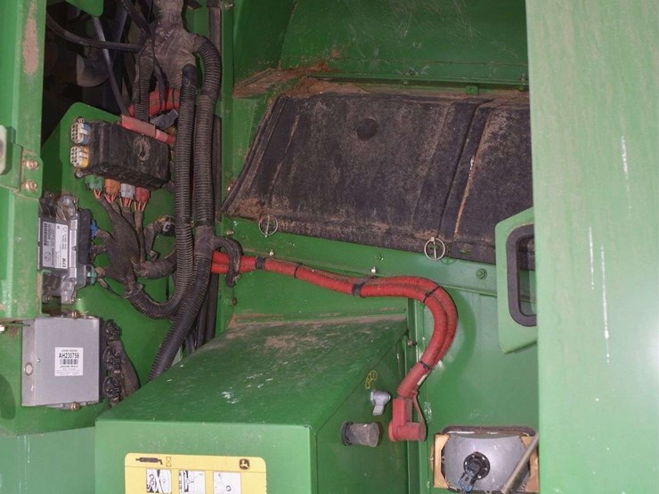 2009-john-deere-9770-sts-image-35