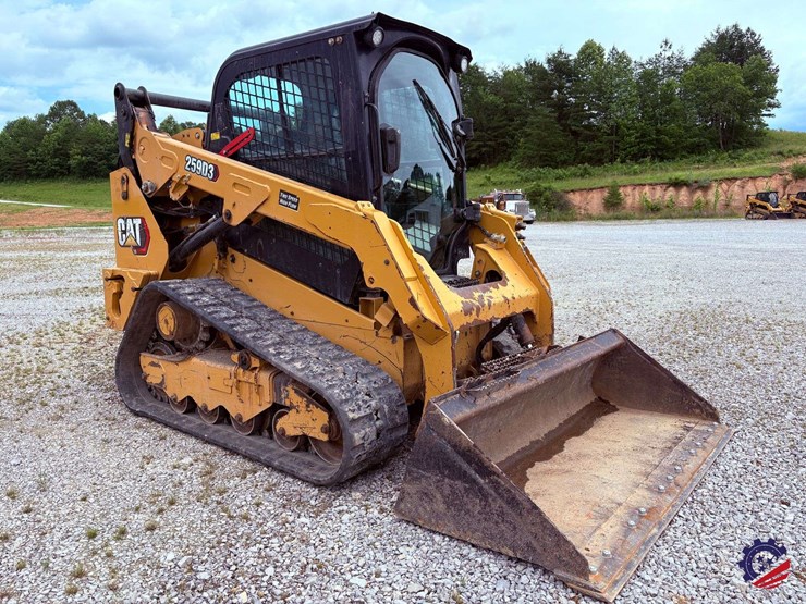 2020-caterpillar-259d3-image-9