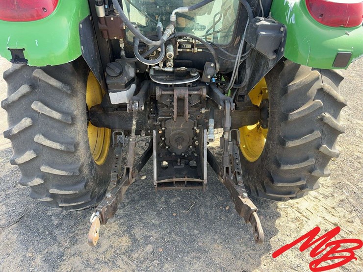 2003-john-deere-5520-image-13
