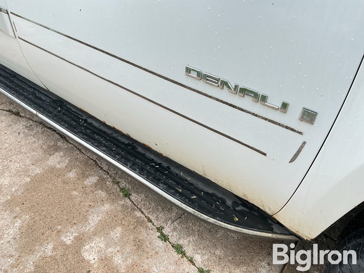 2008-gmc-yukon-denali-image-15