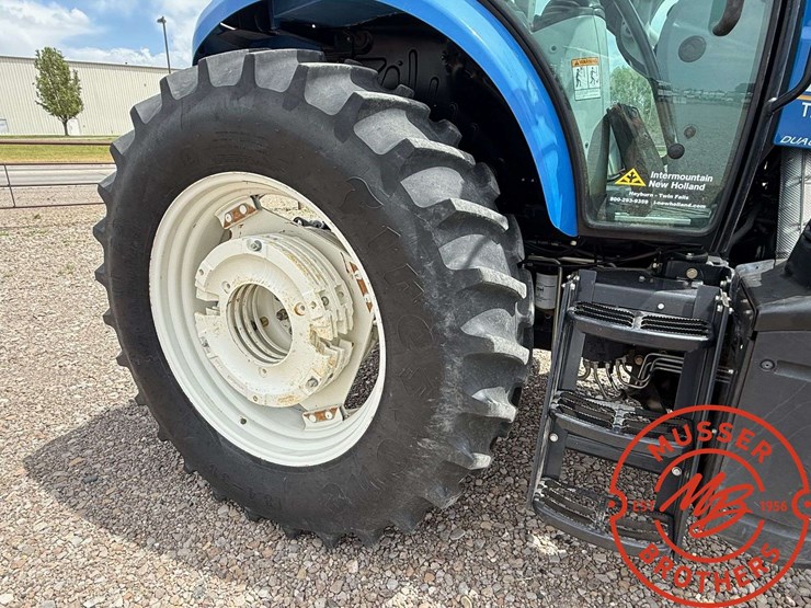 2017-new-holland-ts6.140-image-10
