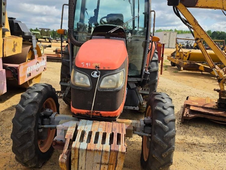 kubota-m7040-image-10