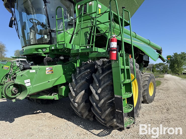 2017-john-deere-s680-image-9