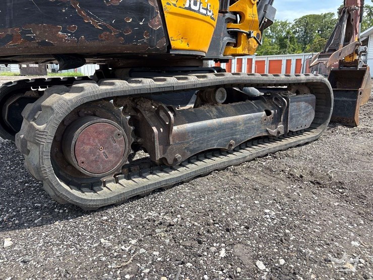2019-jcb-8029cts-image-37