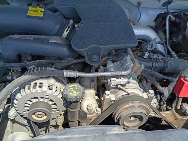2005-gmc-sierra-2500-image-22
