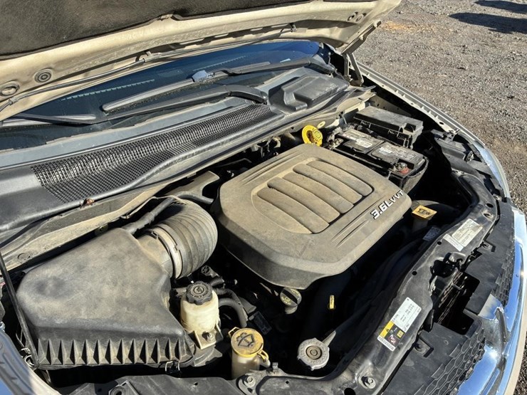 2016-dodge-grand-caravan-image-7