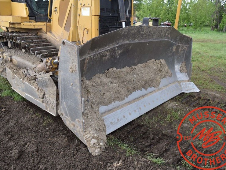 2010-caterpillar-d7e-image-16