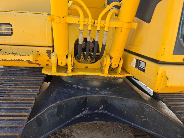 komatsu-pc160-image-11