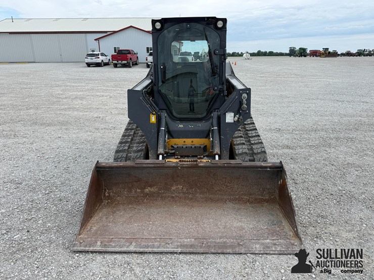 2022-deere-325g-image-2