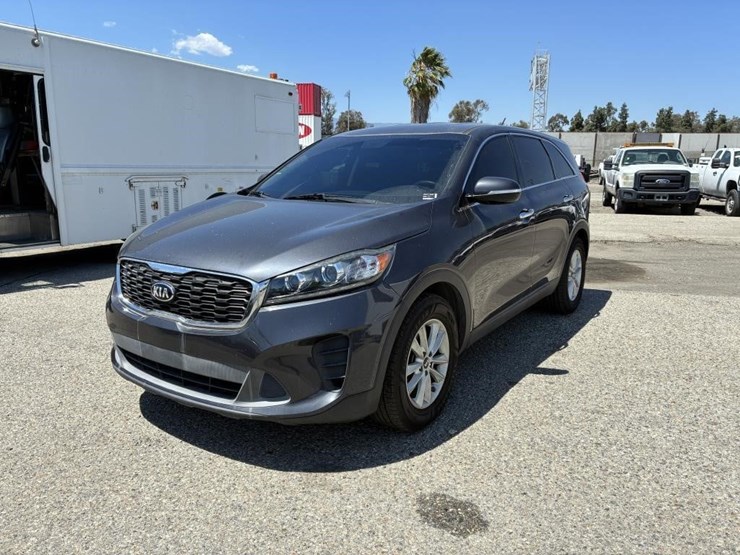 2019-kia-sorento-image-1