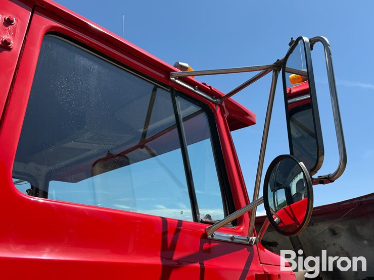 1988-ford-lta9000-image-14