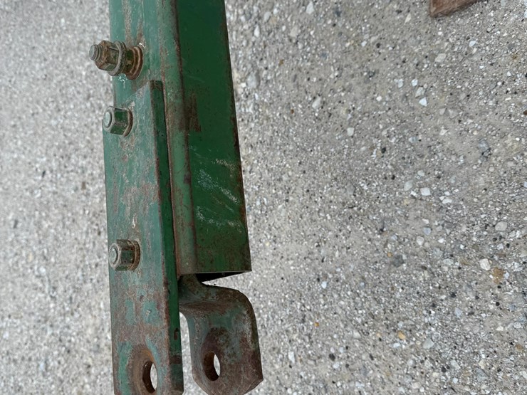 john-deere-8300-image-9